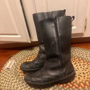 LL Bean Carrabassett 12” Black Leather Primaloft Waterproof Boots Women’s size 8
